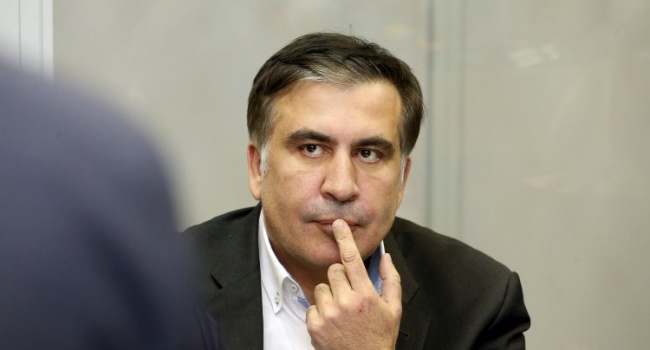Саакашвили написал очередное письмо Порошенко: «Ваша добровольная отставка – это последний шанс»