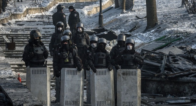 Начало было положено в Киеве: эксперт назвал настоящую дату нападения России на Украину