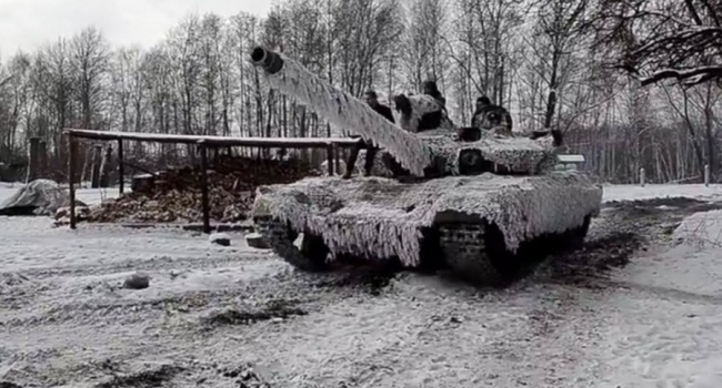Наемники РФ укрепили позиции под Луганском более чем 50 танками и 26 гаубицами