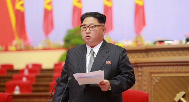Ким Чен Ын затмил всех среди первых лиц планеты во время своего новогоднего выступления