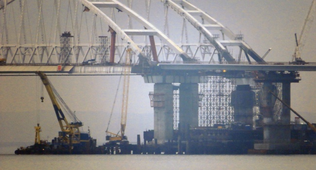 В сети появились свежие фото Крымского моста