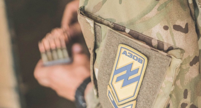 Неонацисты «Азова» подчищают подтверждения получения американского оружия Неонацисты «Азова» подчищают подтверждения получения американского оружия