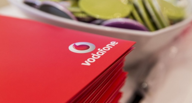 Зато народная республика: Казанский пояснил, для чего боевики отключили Vodafone 