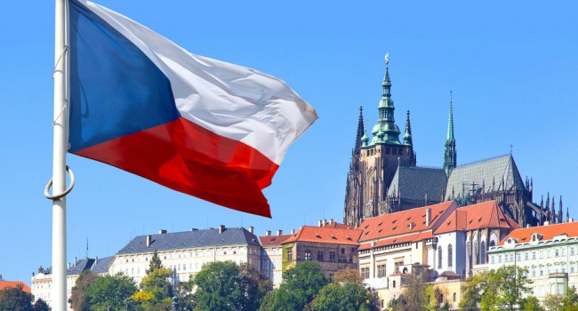 Дипломат объяснил, как изменятся отношения Чехии и Украины после выборов