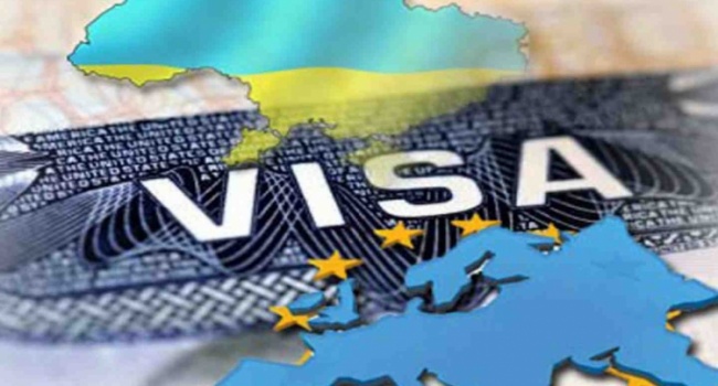В ЕС намекнули на приостановление безвизового режима с Украиной