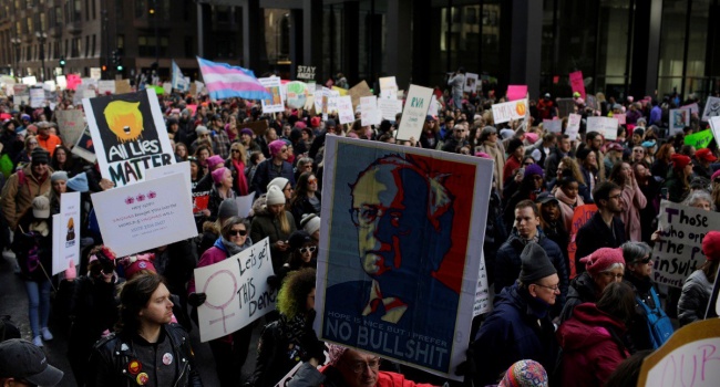 В США состоялся «Марш женщин» против Трампа 
