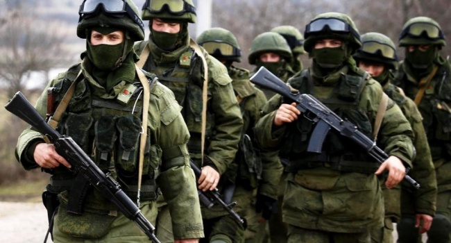Только Украина держит ее на плаву: эксперт выступил с разгромным заявлением об армии РФ 