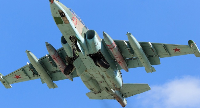 В Сирии сбили российский военный самолет