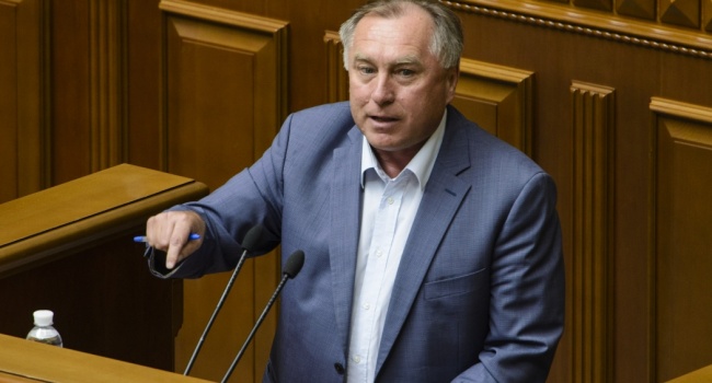  «Я представляю Мариуполь»: В ВР депутат из «Оппоблока» отказался выступать на украинском языке 
