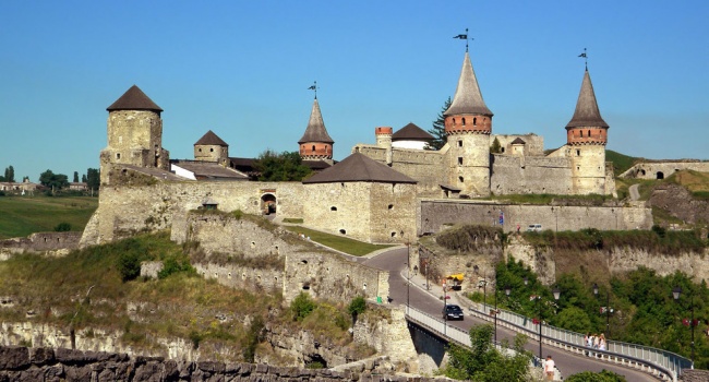 В Каменец-Подольском произошло частичное обрушение крепости