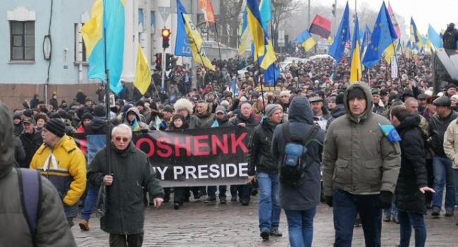 Блогер: украинская интеллигенция не готова поддерживать сторонников Саакашвили в борьбе против власти