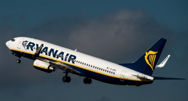 Омелян назвал украинские аэропорты для работы с Ryanair