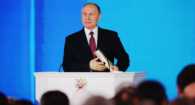 Социолог о новой «победе» Путина: весь цивилизованный мир крутит у виска, а россияне, кажется, купились
