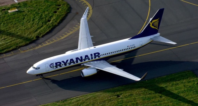 Лоукост Ryanair начнет выполнять рейсы из Украины раньше чем прогнозировалось