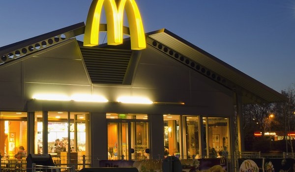И санкции нипочем в McDonald’s неожиданно сыграли на руку России