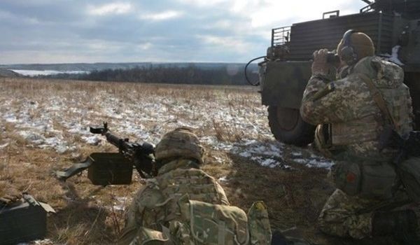 В результате жесткого обстрела ВСУ на Донбассе, погиб молодой украинский военный 