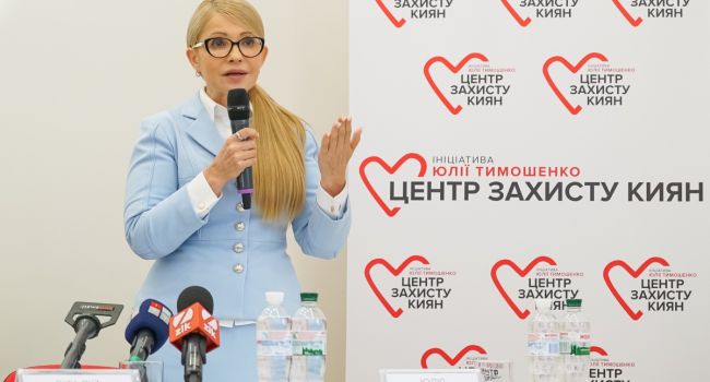 Политтехнолог: даже приближенные к Тимошенко социологи не рискнули показать отрыв экс-премьера от действующего президента