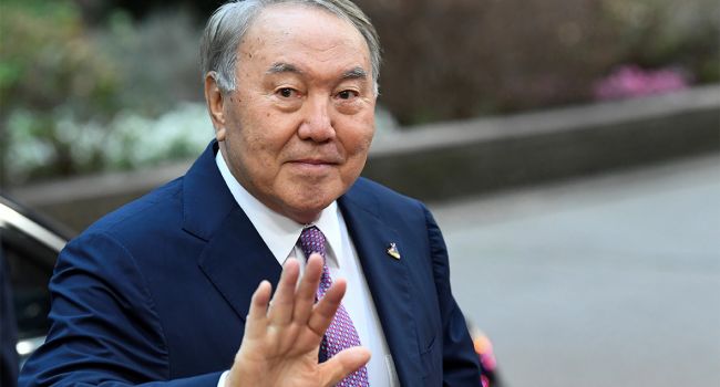 «Правил страной 30 лет»: Назарбаев объявил о своей отставке с поста президента Казахстана