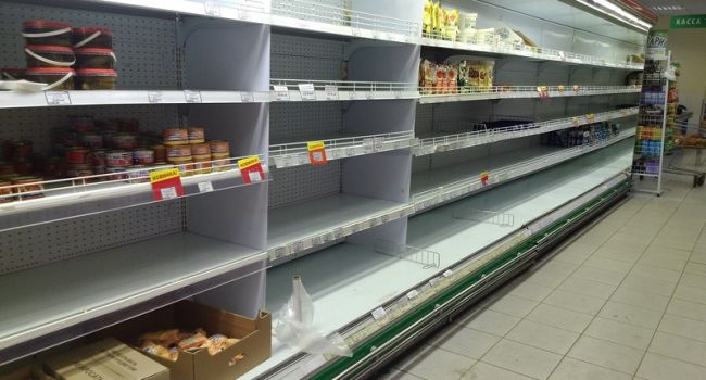 Россияне могут столкнуться с дефицитом самых популярных продуктов