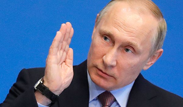 Российский социолог рассказал, что заставит Путина вернуть Крым и Донбасс Украине 
