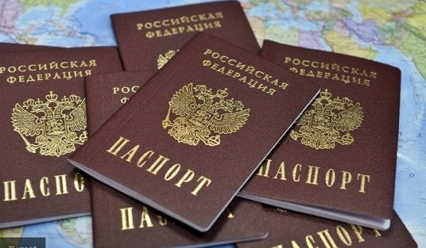 Россия намерена начать выдачу паспортов жителям «Л/ДНР»