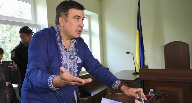 Саакашвили посоветовал Зеленскому начать свое президентство с посадки Порошенко и его окружения