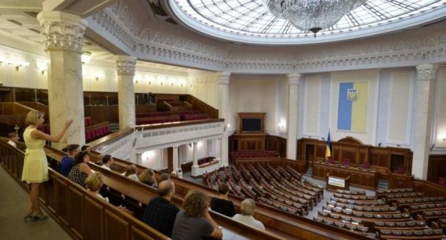 Оба кандидата в президенты Украины заинтересованы в досрочном роспуске Верховной Рады – мнение