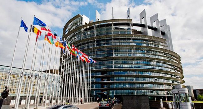 Европарламент выступил за научно-техническое сотрудничество с Россией