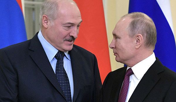 «Нет места компромиссу!»: Лукашенко публично осадил Путина 