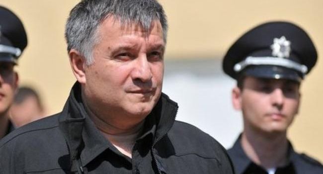 Политолог: аваковская «милиция» начала делать то, что не позволяли себе даже менты Януковича