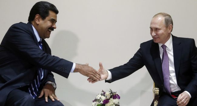 СМИ: Россия помогает Каракасу обойти американские санкции