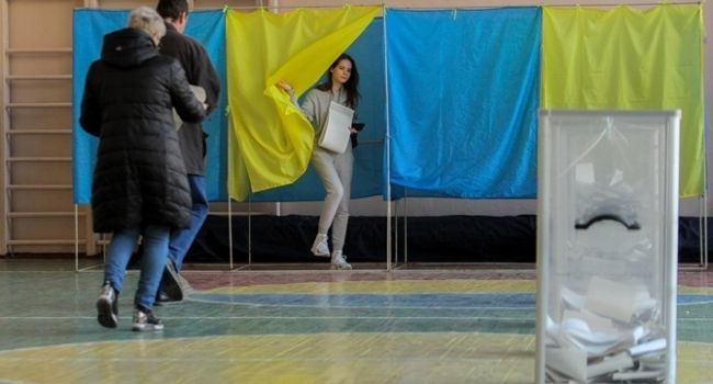 В Украине стартует второй тур президентских выборов