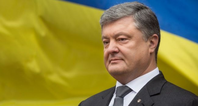 Порошенко не может позволить себе уйти из украинской политики – Доний
