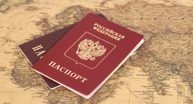 Блогер: «Очень интересная реакция на выдачу российских паспортов гражданам Донбасса»