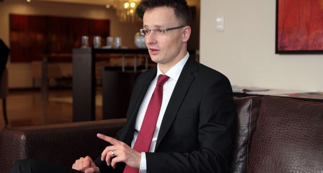 «Надеемся на Зеленского»: Сийярто жестко прокомментировал принятие языкового закона в Украине 