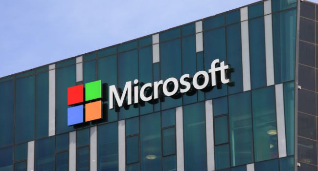 Microsoft стала второй в мире публичной компанией с капитализацией более 1 триллиона долларов