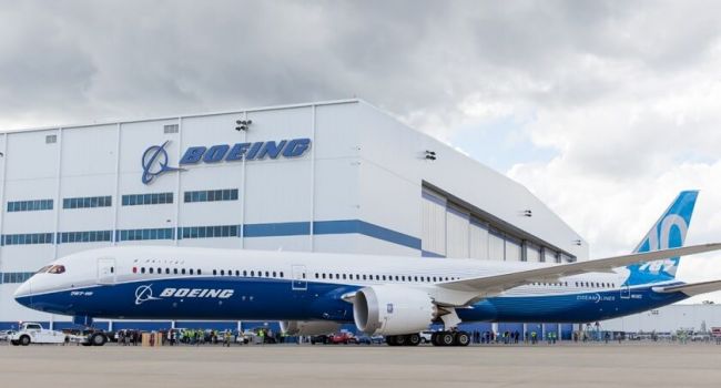 Компания Boeing приступила к переговорам с Украиной 