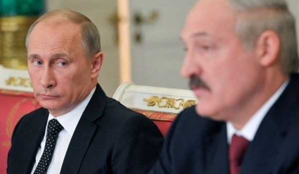 Жест обиды на Путина? Лукашенко неожиданно улетел из Китая