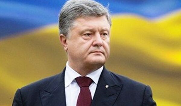 Порошенко могут лишить права покидать Украину: стали известны интересные подробности 
