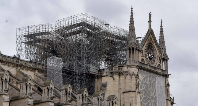 Эксперты призывают Макрона отказаться от быстрого восстановления собора Парижской Богоматери
