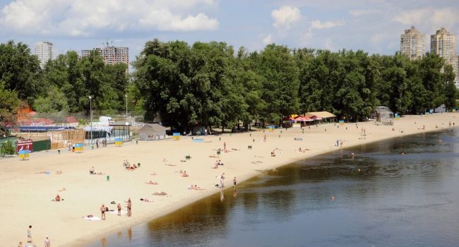 Где отдохнуть: специалисты рассказали о лучших пляжах Киева