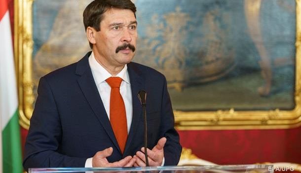 Президент Венгрии рассказал об обнадеживающих переговорах с Зеленским 