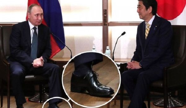 Аж изгибается ступня: пользователи взбудоражены туфлями Путина на огромном каблуке
