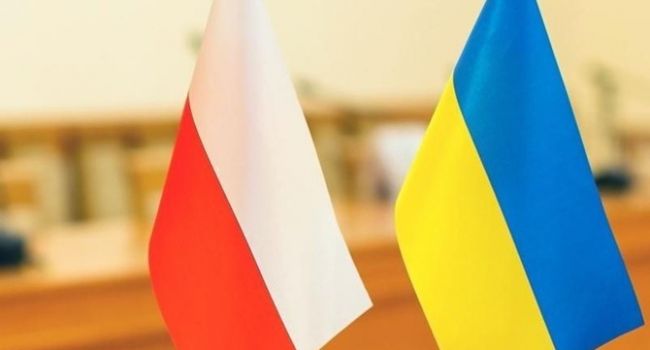Украине не стоит идти на односторонние уступки в отношениях с Польшей - эксперты