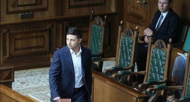 Роспуск Рады: аргументы Зеленского не впечатлили судей, дело разваливается – СМИ 