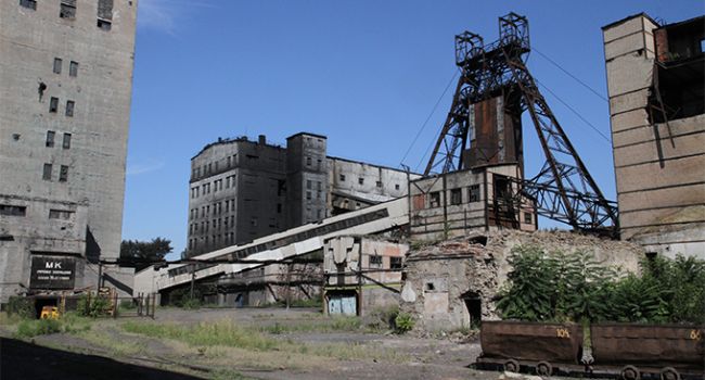 Никому, кроме Украины, этот уголь и не нужен: добыча на шахтах «ДНР» снизилась в несколько раз по сравнению с 2014 годом