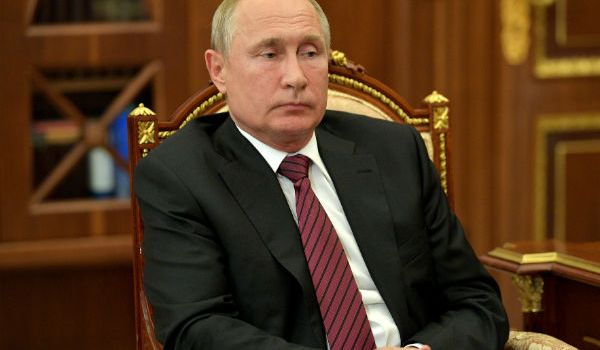 В Кремле ознакомились с заявлением Зеленского и рассказали, как Путин с ним будет общаться 