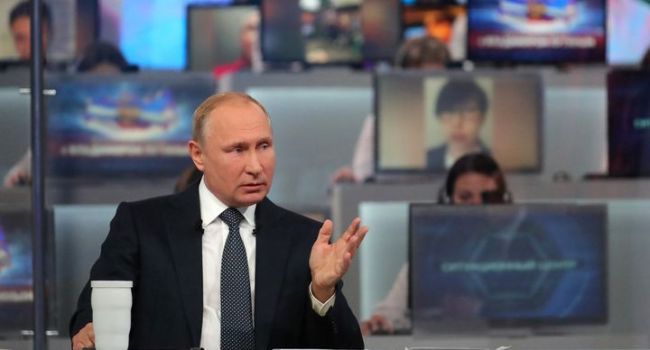 Путин читал вопросы россиян два дня 