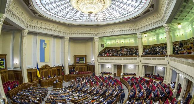 Коммунистам в Раде не место: ЦИК отказала последователям Симоненко