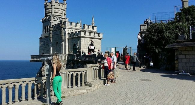 В Крыму объяснили «массовый поток туристов из Украины»